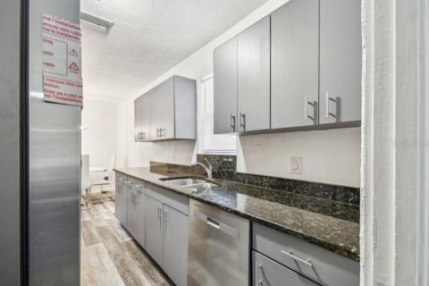 Casa en venta en Sarasota, Florida, 4 dormitorios, 204.38 m2 № 1722312 - foto 6
