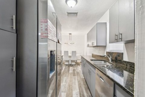 Casa en venta en Sarasota, Florida, 4 dormitorios, 204.38 m2 № 1722312 - foto 7