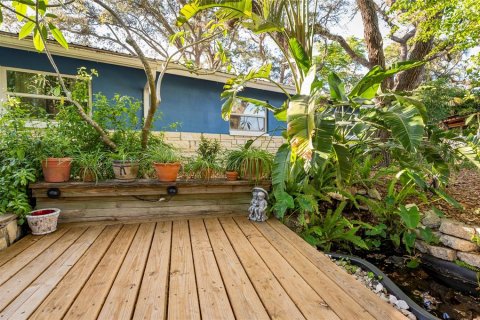 House in Clearwater, Florida 5 bedrooms, 340.21 sq.m. № 1717009 - photo 21