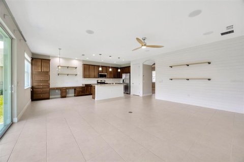 Villa ou maison à louer à Apollo Beach, Floride: 5 chambres, 250.28 m2 № 2399335 - photo 11