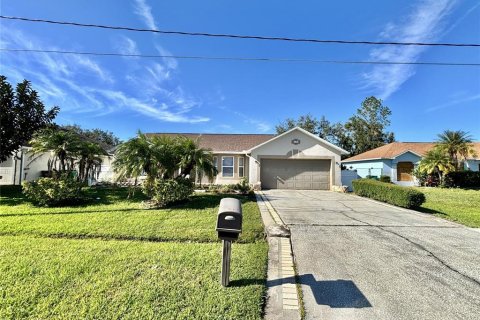 Villa ou maison à louer à Kissimmee, Floride: 3 chambres, 148.09 m2 № 2399380 - photo 2