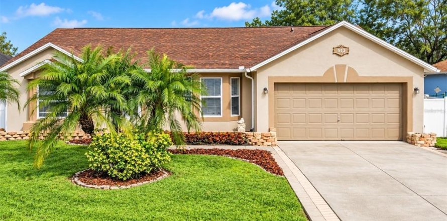 Villa ou maison à Kissimmee, Floride 3 chambres, 148.09 m2 № 2399380