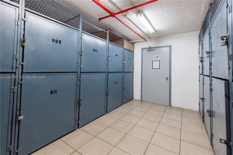 Condominio en alquiler en Sunny Isles Beach, Florida, 2 dormitorios, 95.78 m2 № 2026917 - foto 30