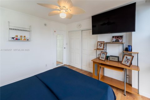 Condominio en alquiler en Sunny Isles Beach, Florida, 2 dormitorios, 95.78 m2 № 2026917 - foto 9