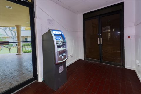 Condominio en alquiler en Sunny Isles Beach, Florida, 2 dormitorios, 95.78 m2 № 2026917 - foto 20