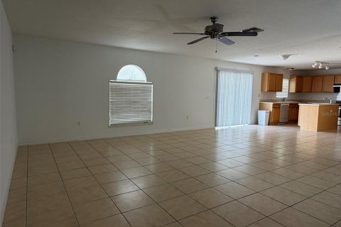 Casa en venta en Davenport, Florida, 4 dormitorios, 280.01 m2 № 2227453 - foto 21