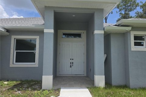 House in Fort Myers, Florida 4 bedrooms, 218.97 sq.m. № 2198047
