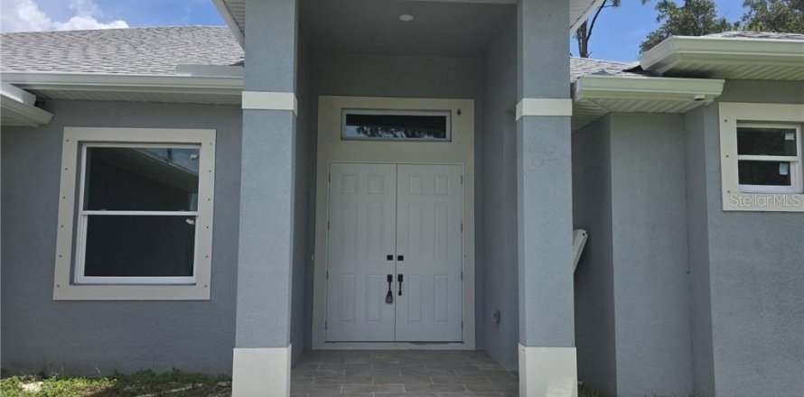 House in Fort Myers, Florida 4 bedrooms, 218.97 sq.m. № 2198047