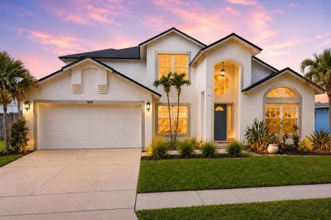 House in Brandon, Florida 4 bedrooms, 223.06 sq.m. № 2227445