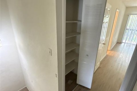 Condominio en alquiler en Orlando, Florida, 3 dormitorios, 154.22 m2 № 2093981 - foto 17