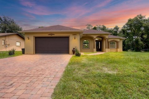 House in North Port, Florida 3 bedrooms, 182.65 sq.m. № 1642987 - photo 1