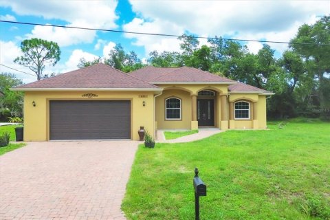 House in North Port, Florida 3 bedrooms, 182.65 sq.m. № 1642987 - photo 2