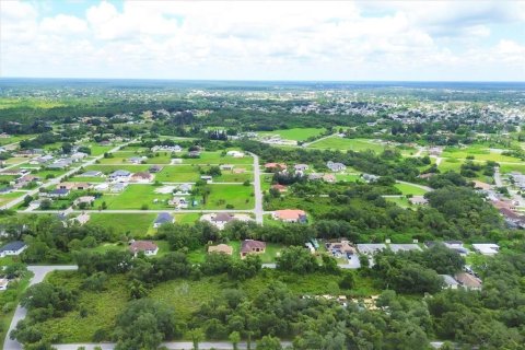 House in North Port, Florida 3 bedrooms, 182.65 sq.m. № 1642987 - photo 6