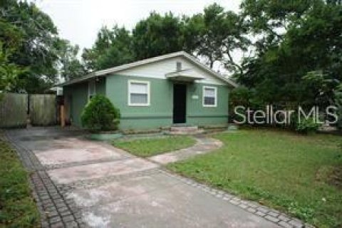 Villa ou maison à Tampa, Floride 2 chambres, 60.39 m2 № 2418471