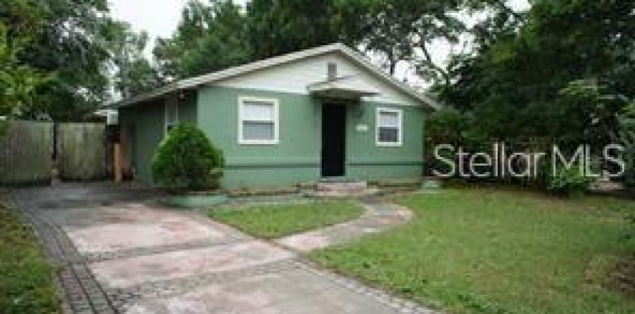 Villa ou maison à Tampa, Floride 2 chambres, 60.39 m2 № 2418471