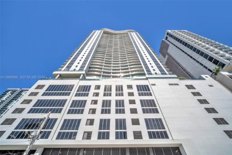 Condominio en alquiler en Miami, Florida, 2 dormitorios, 81.75 m2 № 2057808 - foto 24