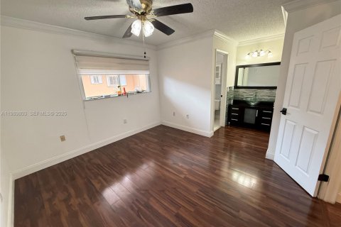 Condo à Miami, Floride, 2 chambres № 2051934