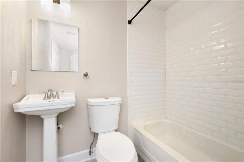 Touwnhouse à vendre à Orlando, Floride: 2 chambres, 99.87 m2 № 2408834 - photo 22