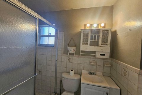 Casa en venta en Miami, Florida, 3 dormitorios, 130.43 m2 № 1495996 - foto 22