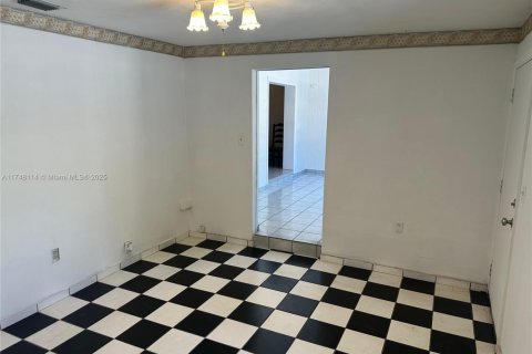 Купить виллу или дом в Майами, Флорида 3 спальни, 130.43м2, № 1495996 - фото 26