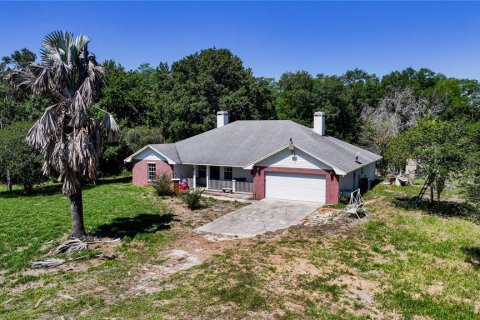 House in Polk City, Florida 4 bedrooms, 197.32 sq.m. № 2151227 - photo 25