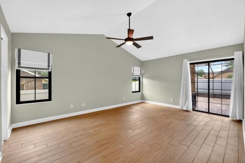 Villa ou maison à vendre à Ormond Beach, Floride: 4 chambres, 229.38 m2 № 2285305 - photo 16