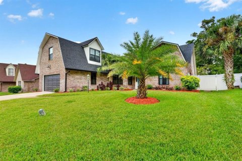 Villa ou maison à vendre à Ormond Beach, Floride: 4 chambres, 229.38 m2 № 2285305 - photo 2