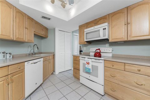 Apartamento en alquiler en Englewood, Florida, 2 dormitorios, 107.77 m2 № 1913728 - foto 13