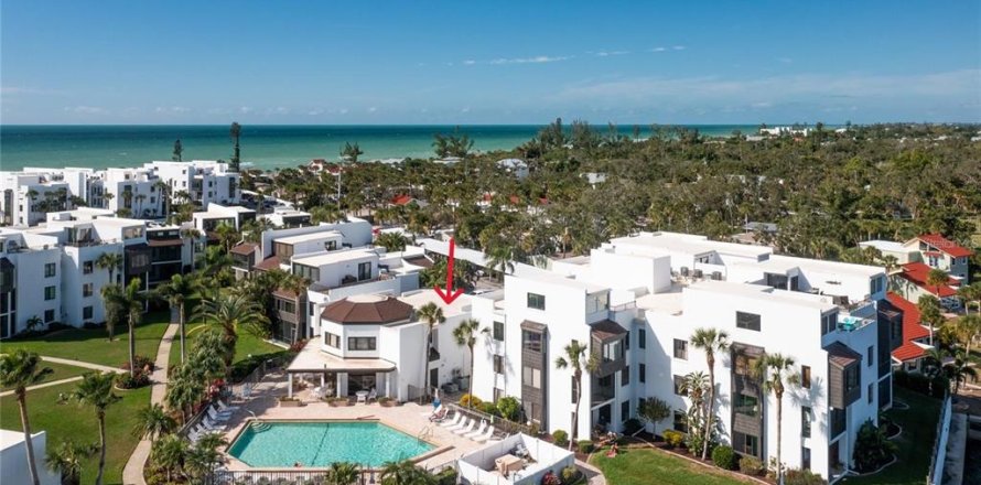 Apartamento en Englewood, Florida 2 dormitorios, 107.77 m2 № 1913728