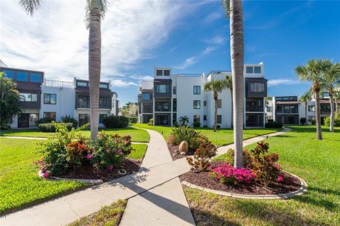 Apartamento en alquiler en Englewood, Florida, 2 dormitorios, 107.77 m2 № 1913728 - foto 26
