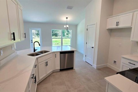 House in North Port, Florida 3 bedrooms, 186.73 sq.m. № 2107255 - photo 3