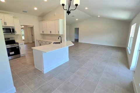 Casa en venta en North Port, Florida, 3 dormitorios, 186.73 m2 № 2107255 - foto 5