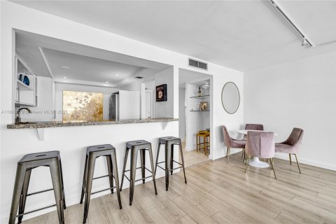 Copropriété à vendre à Miami Beach, Floride: 1 chambre, 95.41 m2 № 1896879 - photo 25
