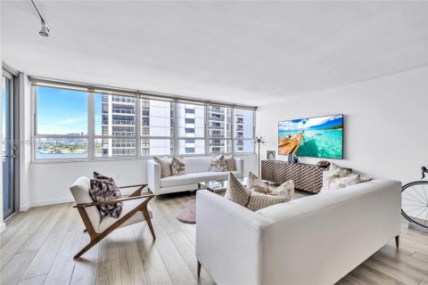Copropriété à vendre à Miami Beach, Floride: 1 chambre, 95.41 m2 № 1896879 - photo 26