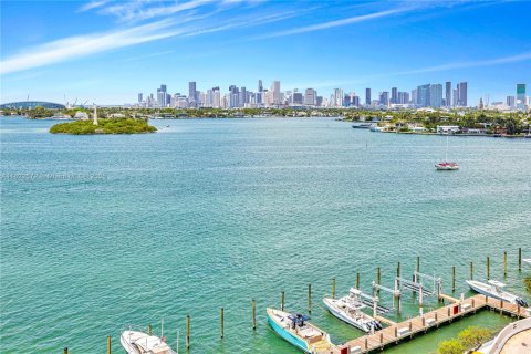 Copropriété à vendre à Miami Beach, Floride: 1 chambre, 95.41 m2 № 1896879 - photo 19
