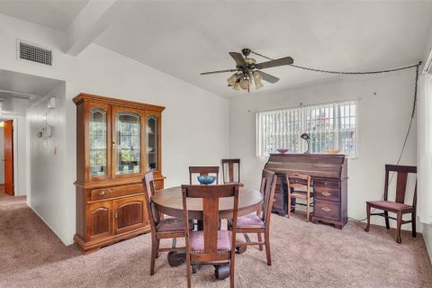 House in Bartow, Florida 3 bedrooms, 107.02 sq.m. № 1796940 - photo 8