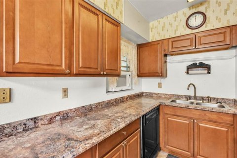 House in Bartow, Florida 3 bedrooms, 107.02 sq.m. № 1796940 - photo 15