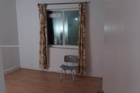 Copropriété à louer à Homestead, Floride: 2 chambres, 99.87 m2 № 1999570 - photo 5