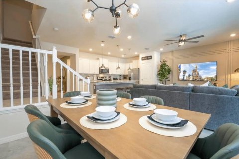 Townhouse in Davenport, Florida 5 bedrooms, 212.1 sq.m. № 1824433 - photo 17