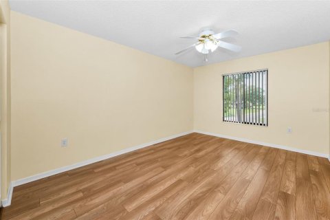 Condo in Palm Harbor, Florida, 1 bedroom  № 1913687 - photo 20