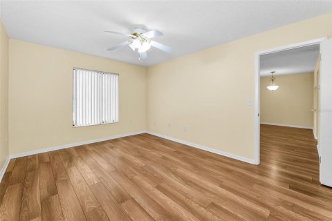 Condo in Palm Harbor, Florida, 1 bedroom  № 1913687 - photo 21
