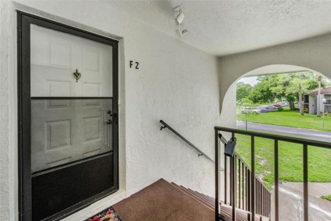 Condo in Palm Harbor, Florida, 1 bedroom  № 1913687 - photo 10