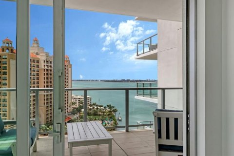 Condo in Sarasota, Florida, 3 bedrooms № 2105015 - photo 20