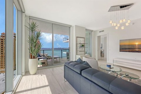 Condo in Sarasota, Florida, 3 bedrooms № 2105015 - photo 18