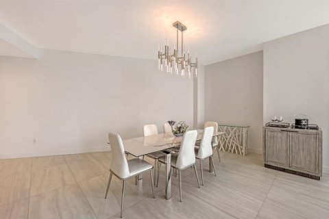 Condo in Sarasota, Florida, 3 bedrooms № 2105015 - photo 11