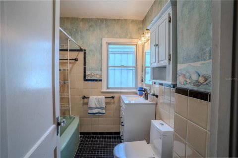 Casa en venta en Winter Haven, Florida, 2 dormitorios, 112.69 m2 № 1853431 - foto 9