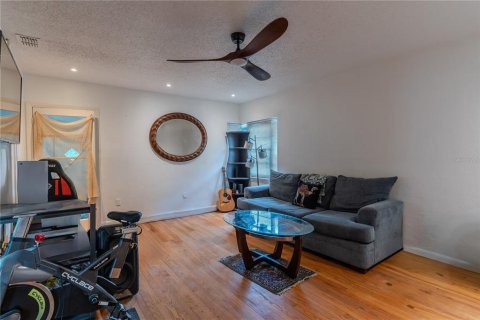 Casa en venta en Winter Haven, Florida, 2 dormitorios, 112.69 m2 № 1853431 - foto 3