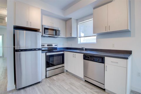 Copropriété à louer à Miami Beach, Floride: 1 chambre, 57.79 m2 № 1938931 - photo 7