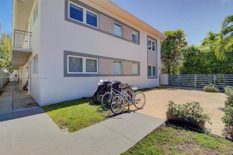 Copropriété à louer à Miami Beach, Floride: 1 chambre, 57.79 m2 № 1938931 - photo 1