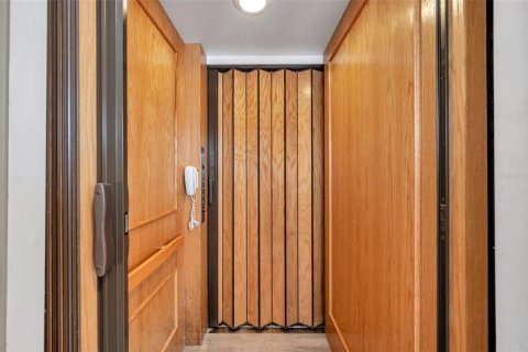 Condo in Treasure Island, Florida, 3 bedrooms  № 1518863 - photo 4